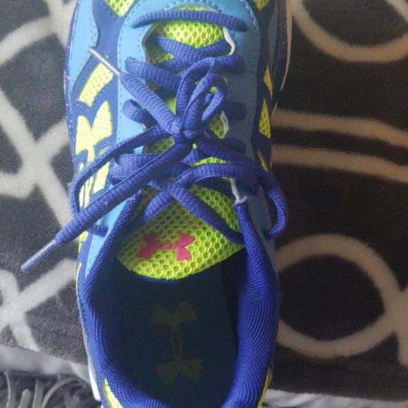 Ladies running shoes - Picture 2 of 7